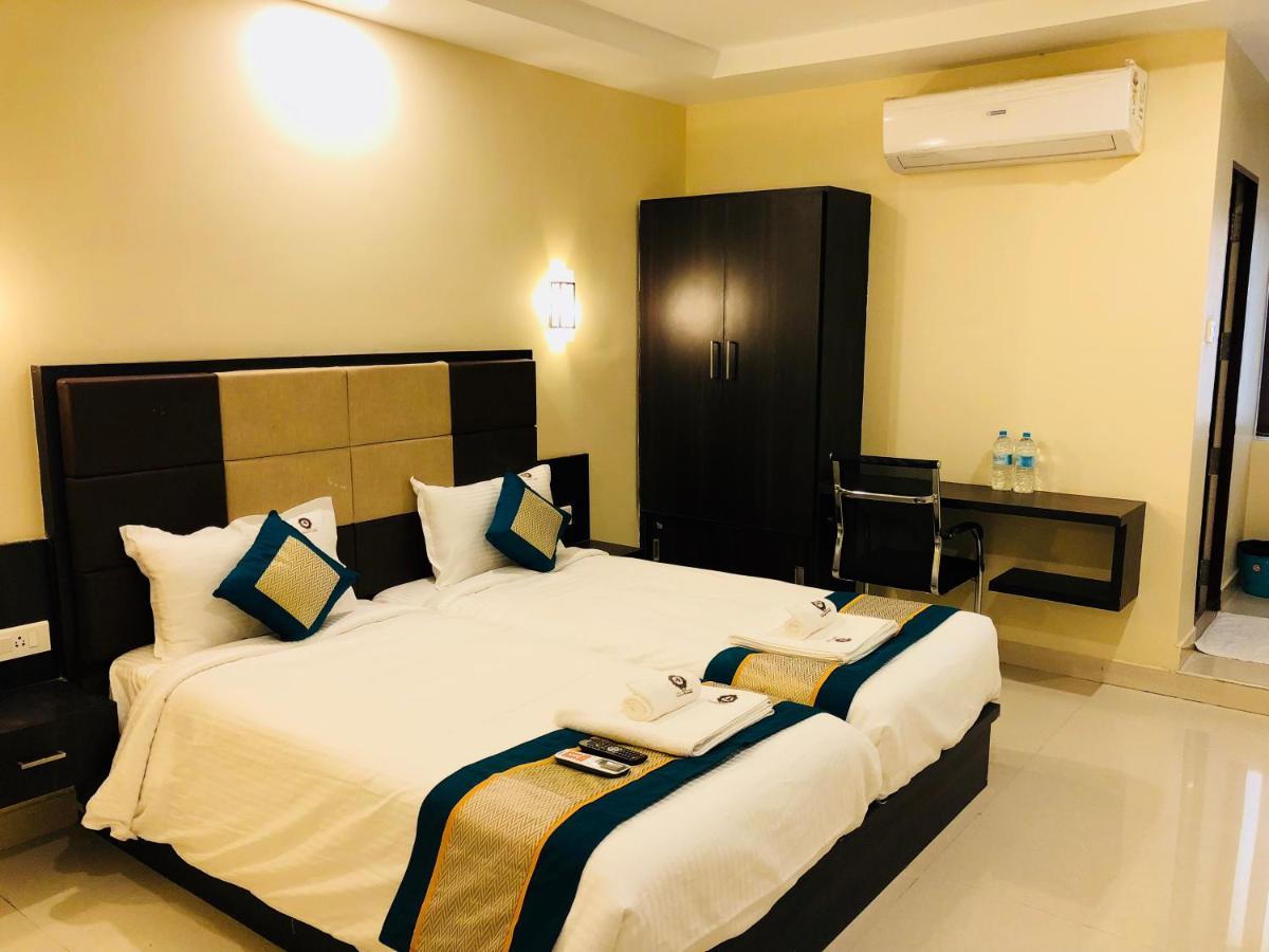 Hotel Fortune M R Grands Suluru 외부 사진